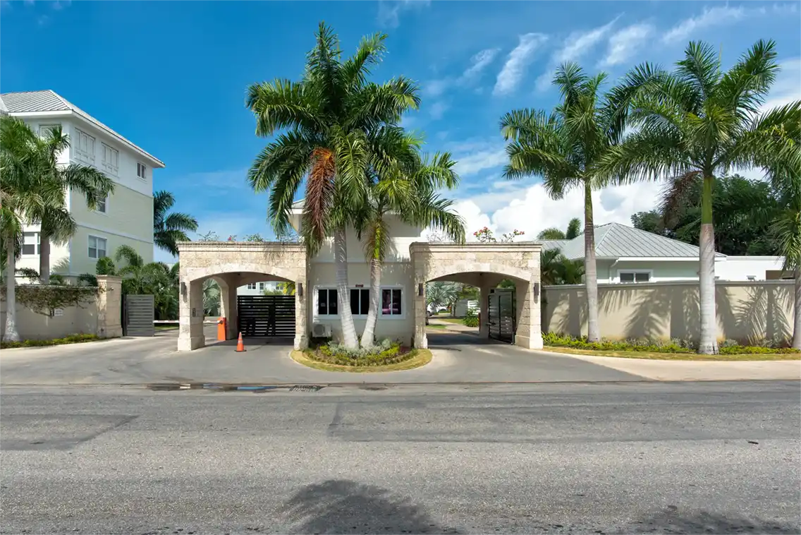 22 Freeport - Image 36