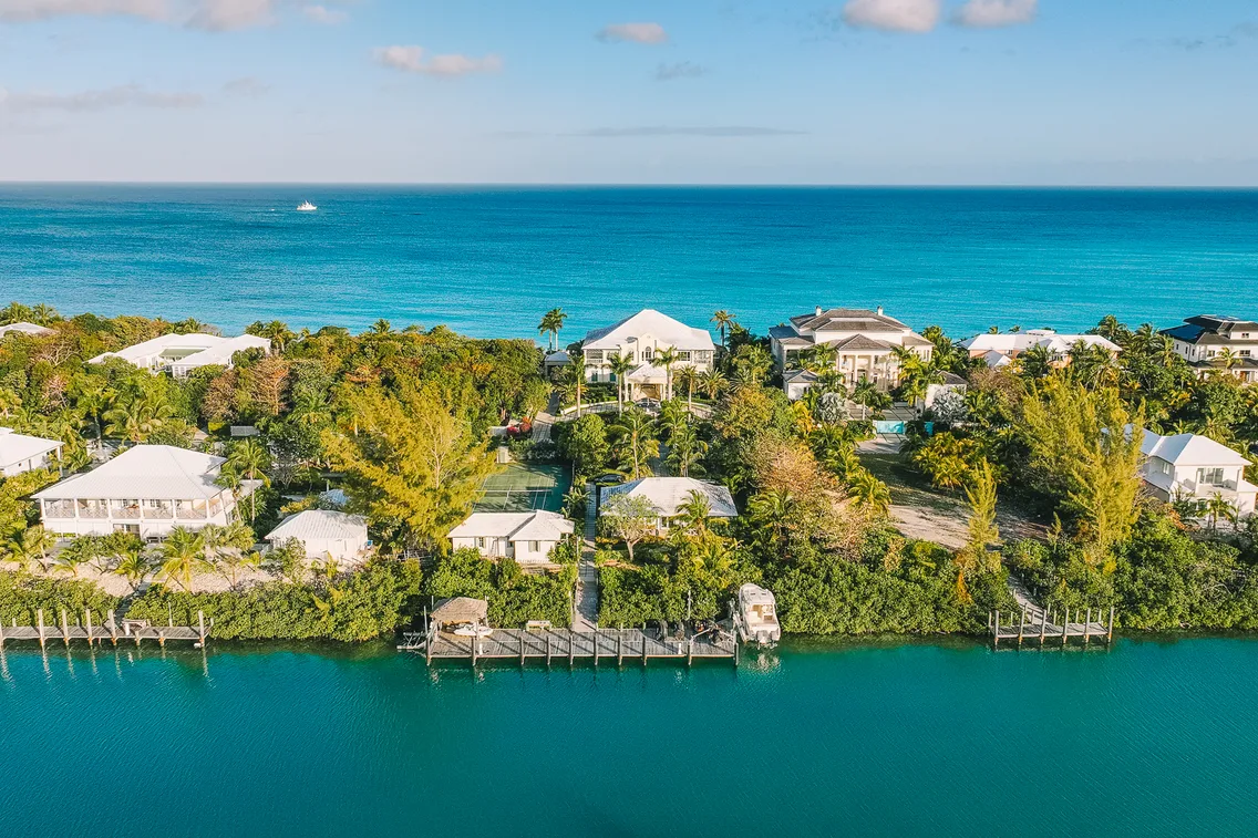 Villa C & B by The Sea - Image 93