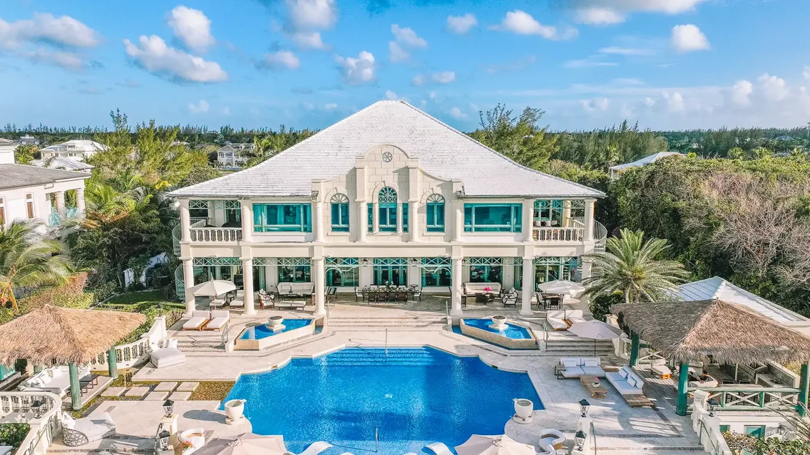 Villa C & B by The Sea - Image 3