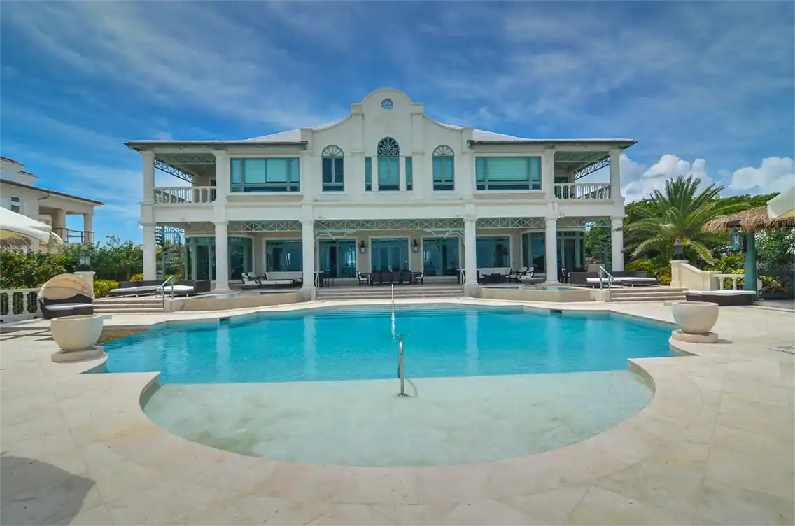 Villa C & B by The Sea - Image 3