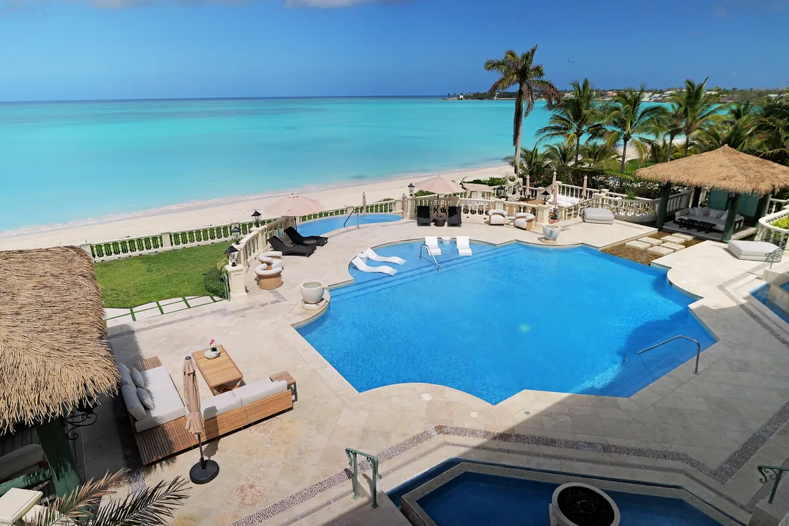 Villa C & B by The Sea - Image 14